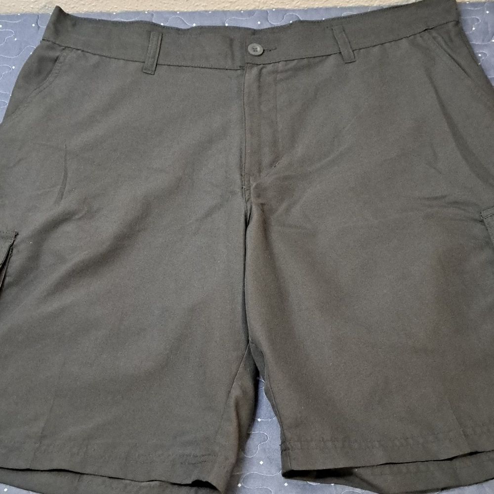 Burnside shorts size 38